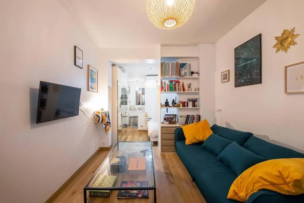 Vertus - Cozy Apartment In The Marais Neighborhood Paris France