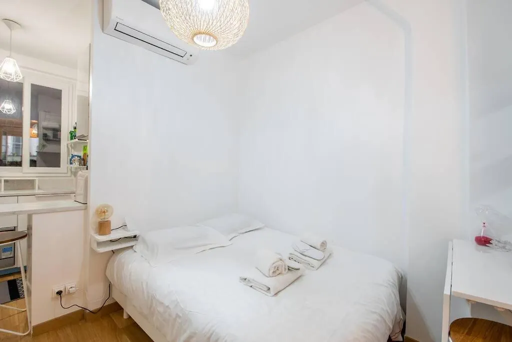 Vertus - Cozy Apartment In The Marais Neighborhood Paris France