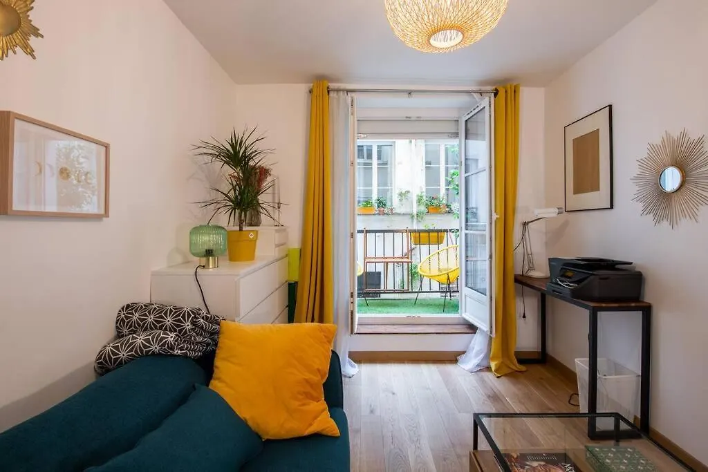 Vertus - Cozy Apartment In The Marais Neighborhood Paris