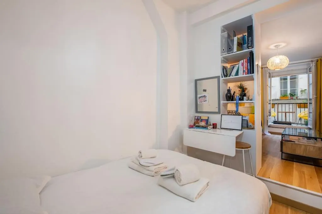 Vertus - Cozy Apartment In The Marais Neighborhood Paris France